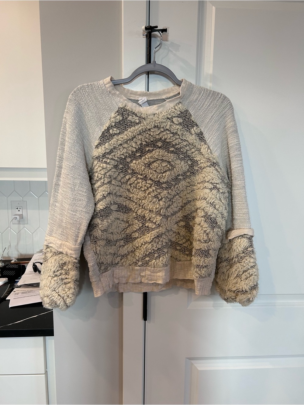 Anthropologie Amadi Calista Cream Gray Textured Knit Faux Fur Sweater Boho Cozy
